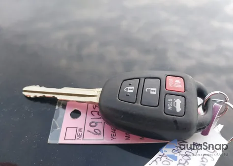 2015 Toyota Camry Se z USA, uszkodzony, nr VIN 4T1BF1FK4FU050340